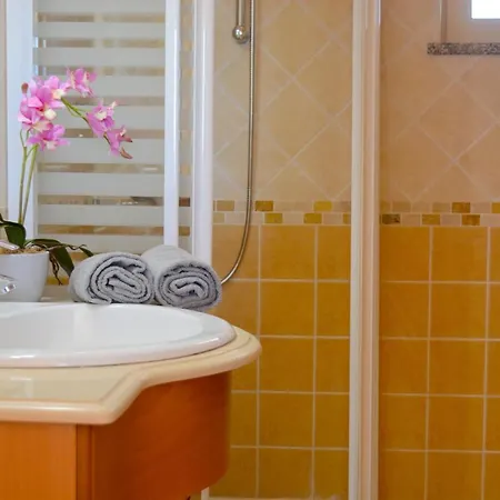 Cristina Mar Вилла Албуфейра