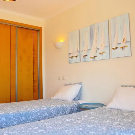 Cristina Mar Вилла *